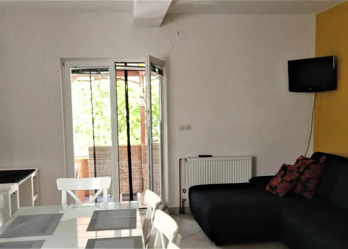 Nera * Brodarica (Sibenik-Knin)