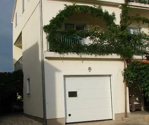 Nera * Brodarica (Sibenik-Knin)